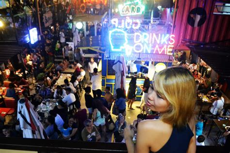 Top 10 Best Nightlife Near Parañaque, Metro Manila .